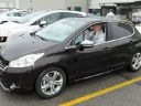 Peugeot 208 Noire à Trnava