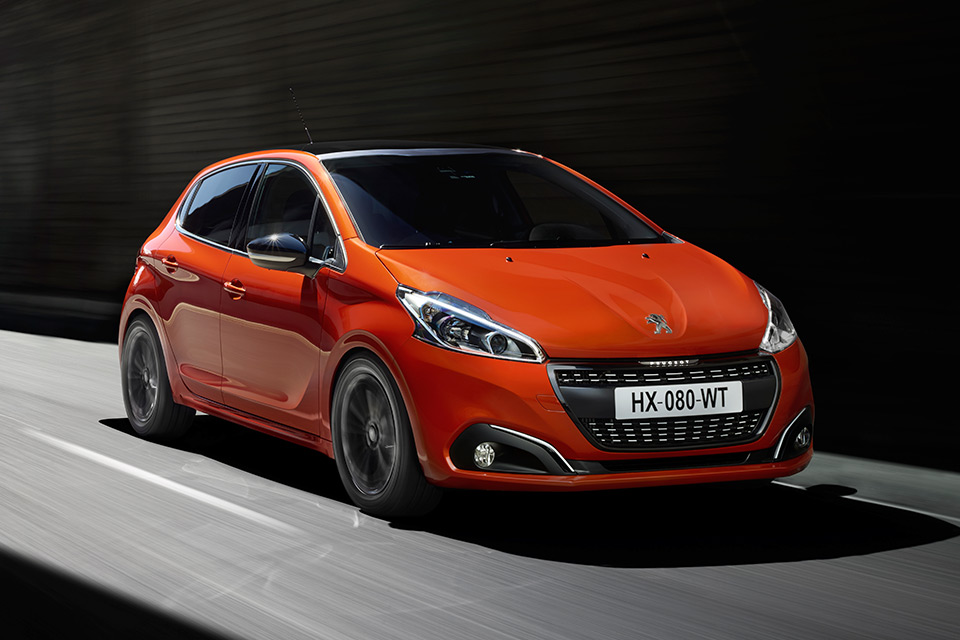 Peugeot 208 restylée (2015)