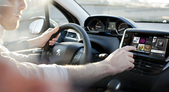 Dossier spécial équipements de la Peugeot 208