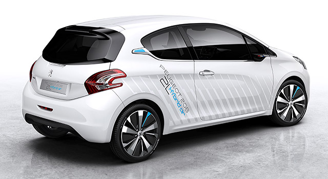 Peugeot 208 HYbrid Air 2L