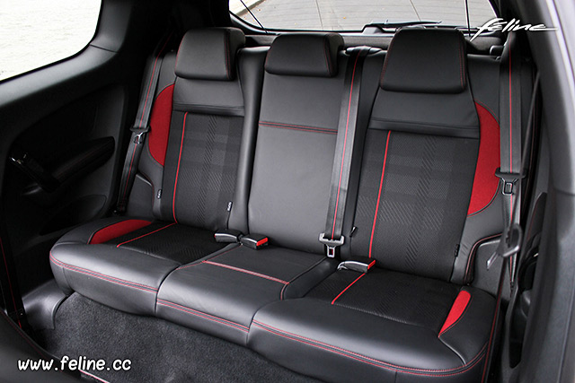 Banquette Peugeot 208 GTi