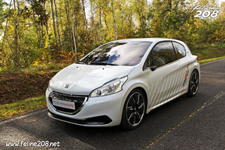 Essai Peugeot 208 HYbrid FE