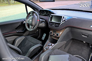 Essai Peugeot 208 HYbrid FE