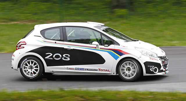 Présentation officielle de la Peugeot 208 R2