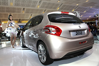 Peugeot 208 Indonésie