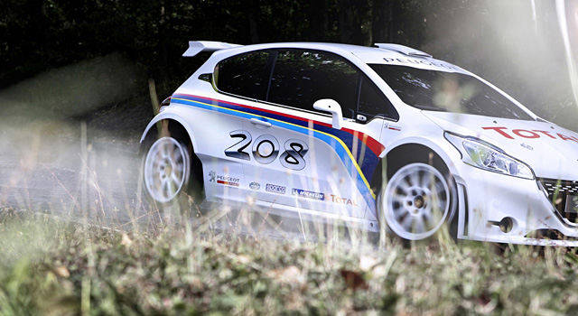Sébastien Loeb sur Peugeot 208 à Pikes Peak (USA) !