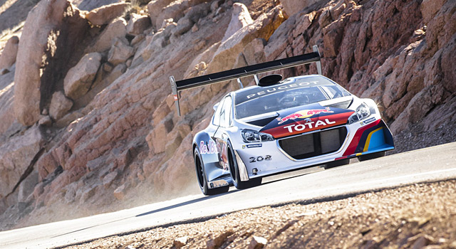 Peugeot 208 T16 Pikes Peak : premiers assauts concluants ! (8-9 juin 2013)