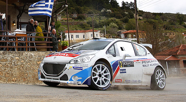 Peugeot 208 T16 - Acropolis Rally 2014