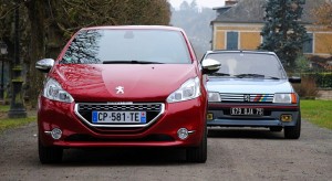 Comparatif vidéo Peugeot 208 GTi contre Peugeot 205 GTi