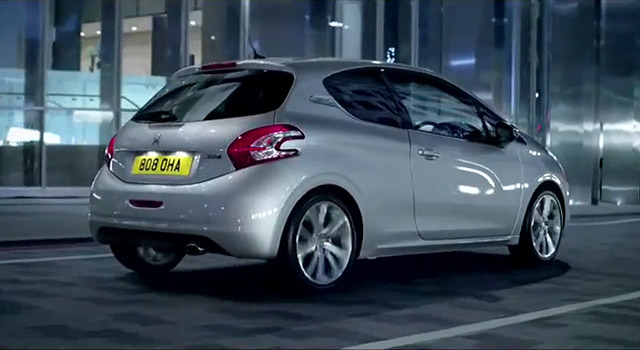 Publicité Peugeot 208 UK – Still Affordable – 2014