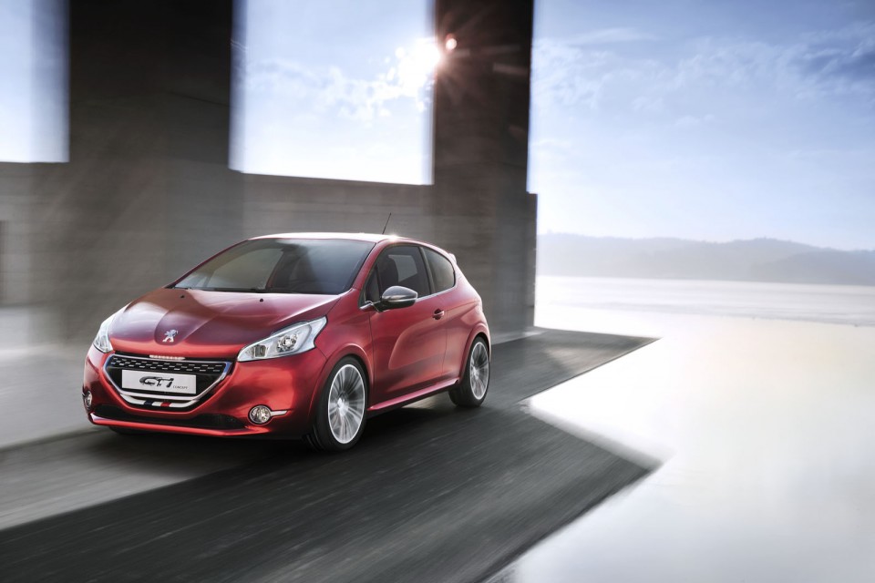 Peugeot 208 GTi Concept 1 002