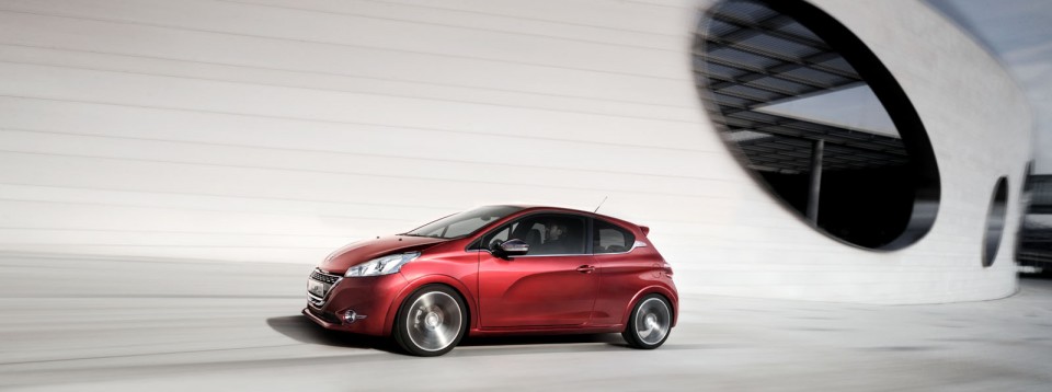 Peugeot 208 GTi Concept 1 015