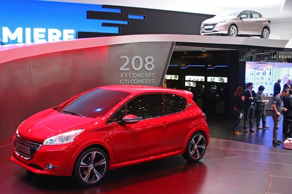 Peugeot 208 GTi Concept - Salon de Genève 2012 - 06