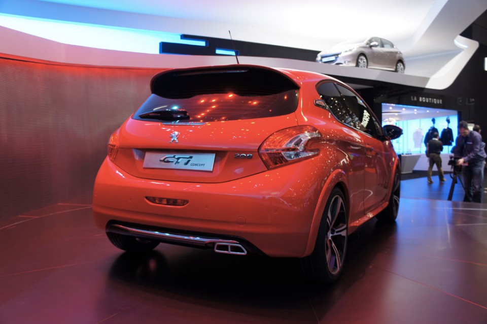 Peugeot 208 GTi Concept - Salon de Genève 2012 - 28