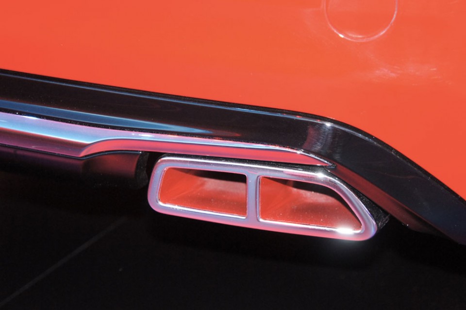 Peugeot 208 GTi Concept - Salon de Genève 2012 - 29