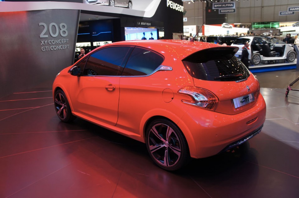 Peugeot 208 GTi Concept - Salon de Genève 2012 - 32