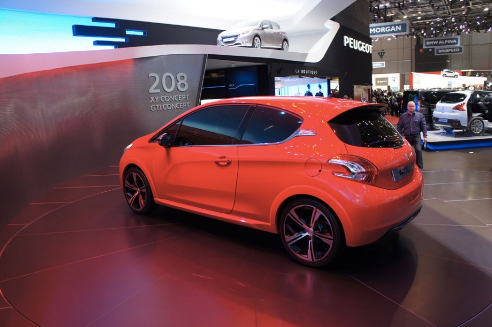 Peugeot 208 GTi Concept - Salon de Genève 2012 - 34