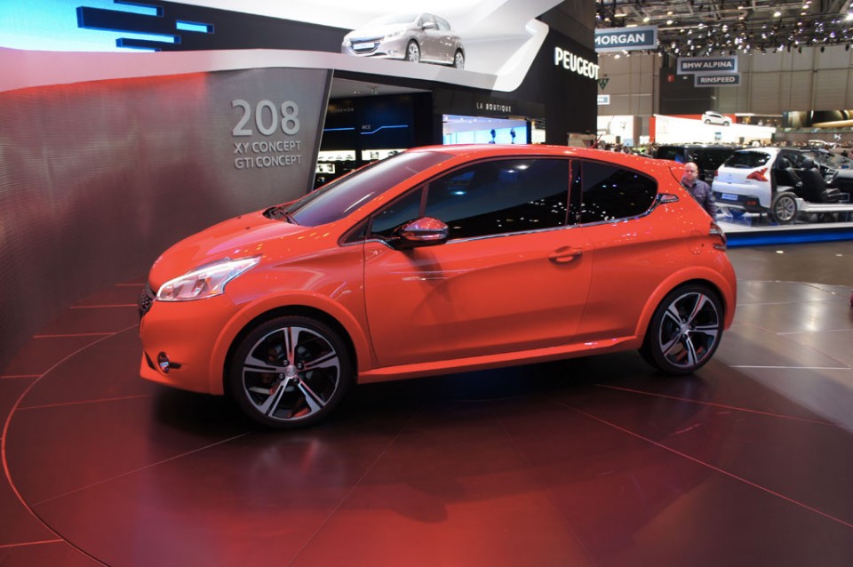 Peugeot 208 GTi Concept - Salon de Genève 2012 - 36