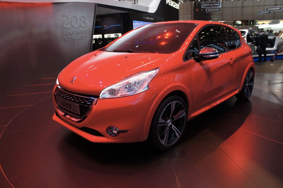 Peugeot 208 GTi Concept - Salon de Genève 2012 - 39