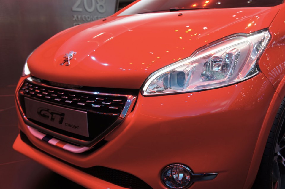 Peugeot 208 GTi Concept - Salon de Genève 2012 - 41