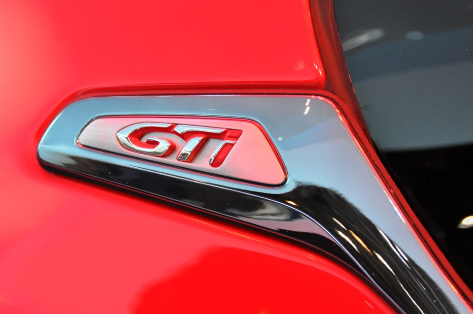 Peugeot 208 GTi Concept - Salon de Genève 2012 - 59