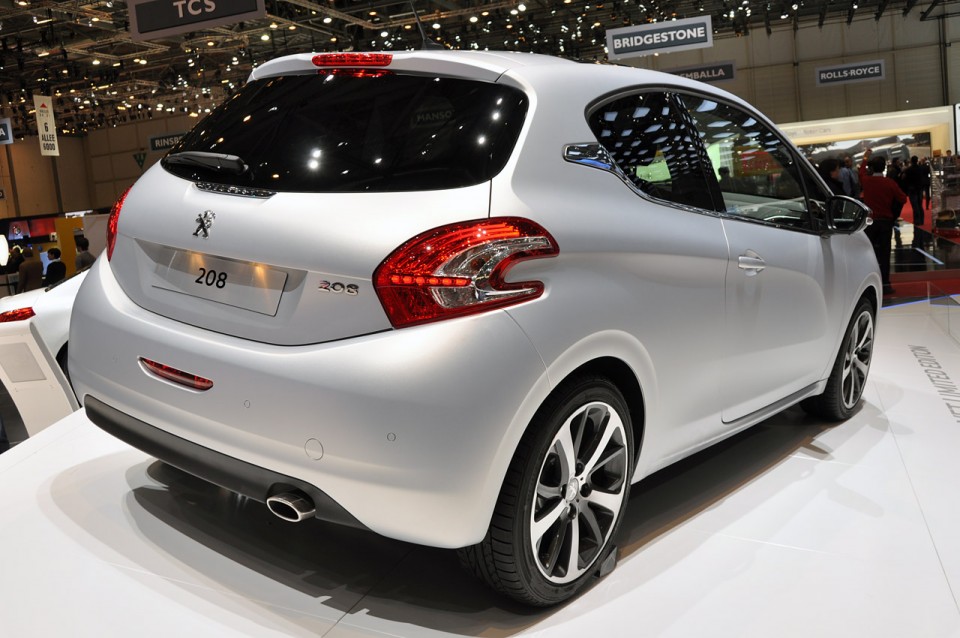 Peugeot 208 Ice Velvet - Salon de Genève 2012 - 34