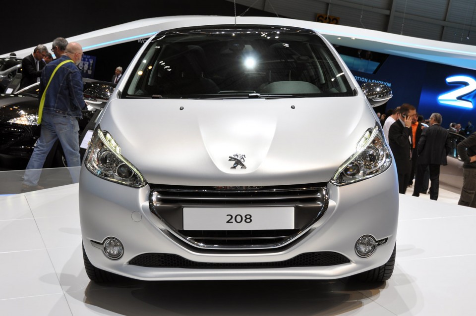 Peugeot 208 Ice Velvet - Salon de Genève 2012 - 36