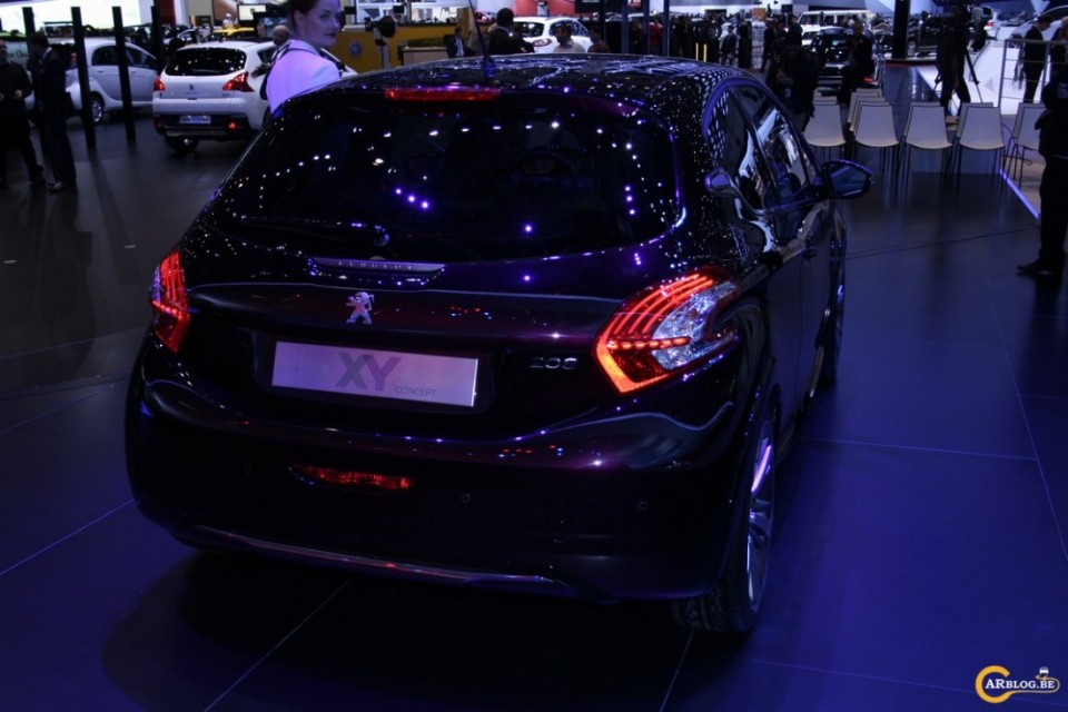 Peugeot 208 XY Concept - Salon de Genève 2012 - 04