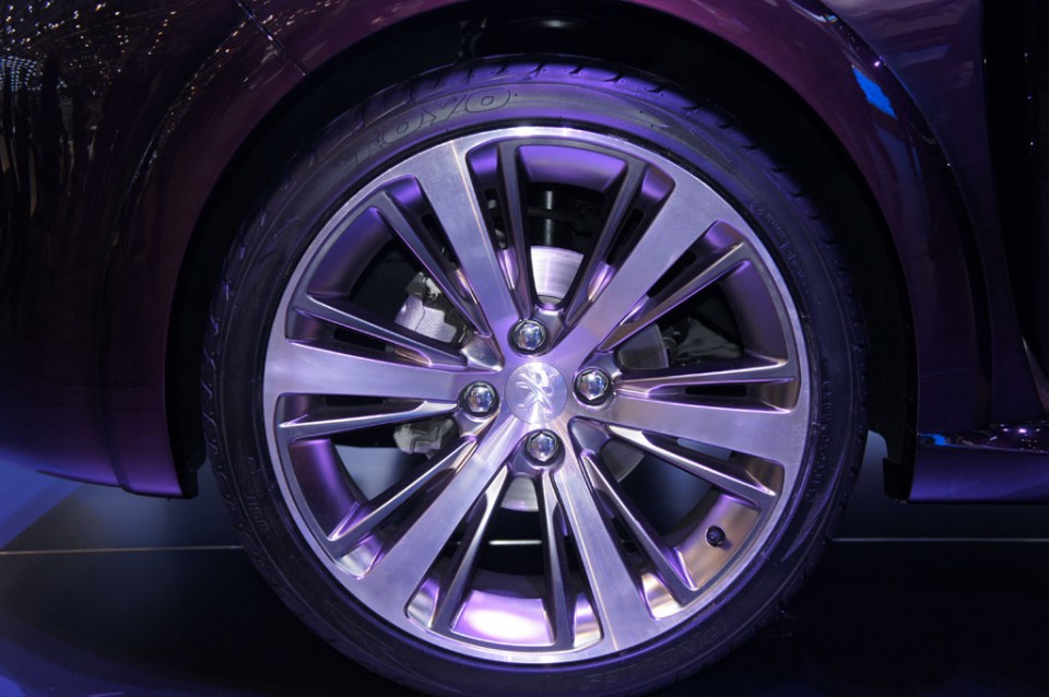 Peugeot 208 XY Concept - Salon de Genève 2012 - 09