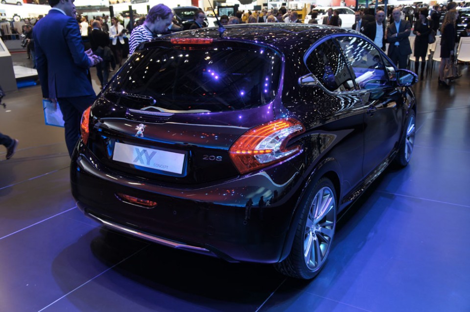 Peugeot 208 XY Concept - Salon de Genève 2012 - 10