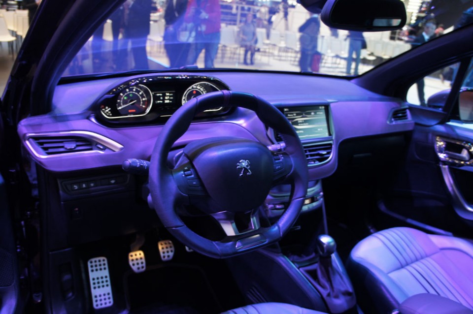 Peugeot 208 XY Concept - Salon de Genève 2012 - 16