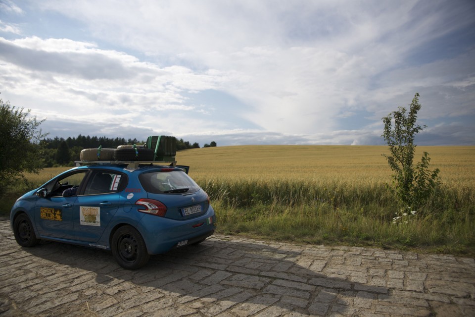 Peugeot 208 Mongol Rally 2012 - 005