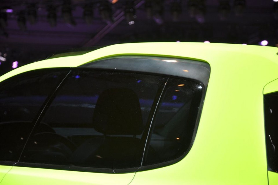 Peugeot 2008 Concept - Salon de Paris 2012 - 1-007