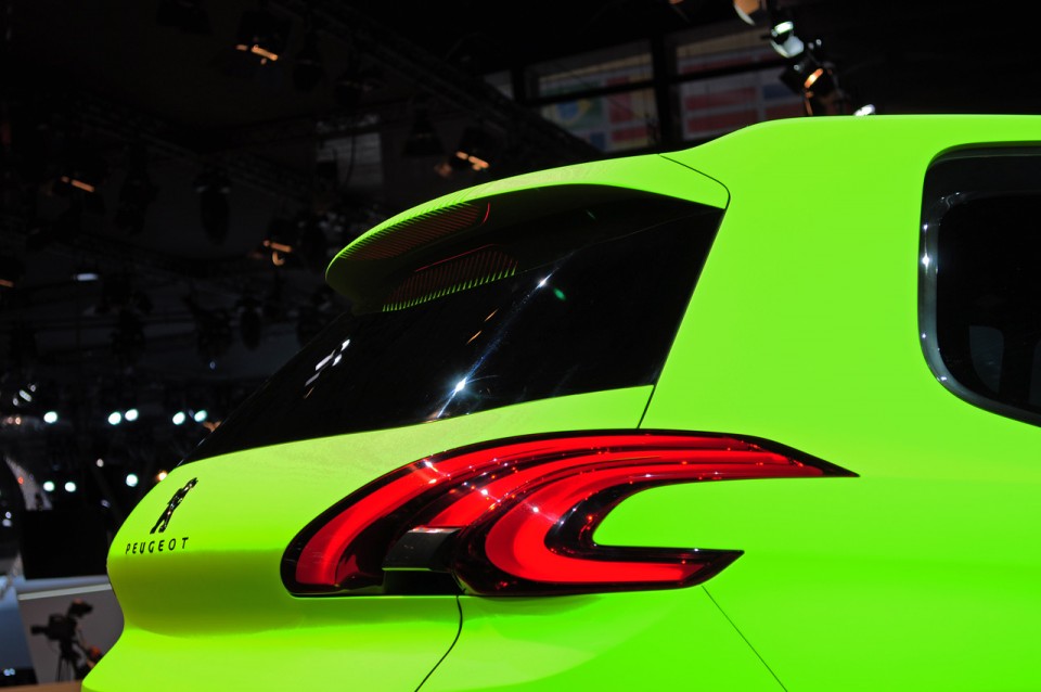 Peugeot 2008 Concept - Salon de Paris 2012 - 2-008