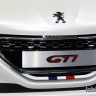 Calandre avant Peugeot 208 GTi Edition Limitée Blanc Nacré Satin - Salon de Paris 2012 - 1-001