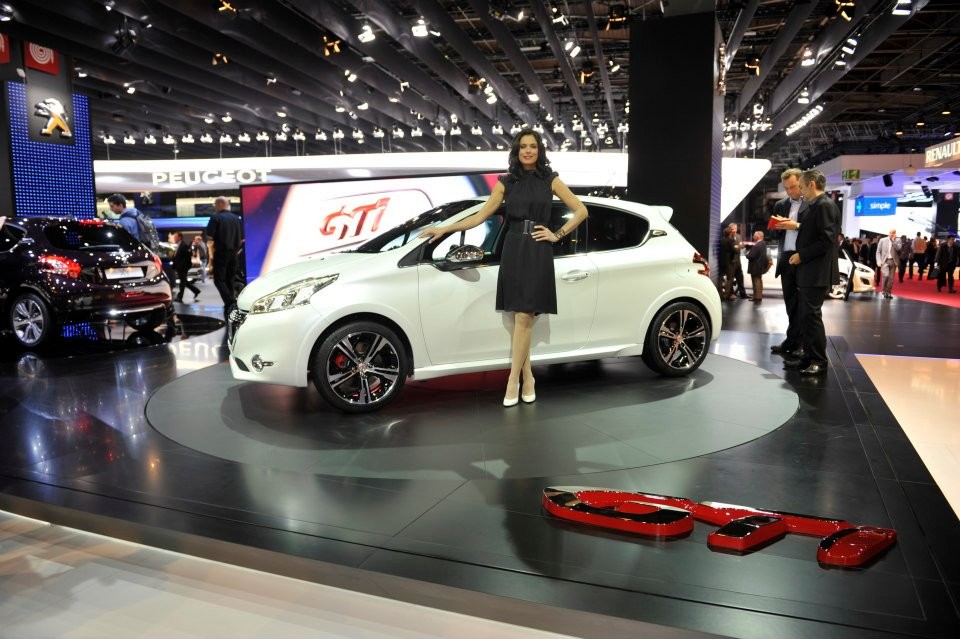 Peugeot 208 GTi Limited Edition - Mondial de Paris 2012 - 1-005