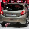Feux de position allumés Peugeot 208 Féline Spirit Grey 1.6 THP 155 - Mondial de Paris 2012 - 7-008