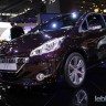 3/4 avant Peugeot 208 XY Purple Night - Salon de Paris 2012 - 1-001