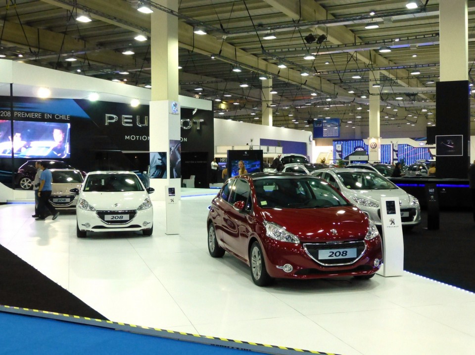 Stand Peugeot 208 - Salon de Santiago Chili 2012 - 1-001