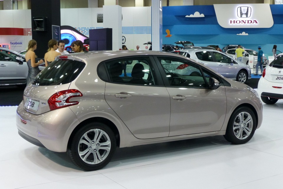 Peugeot 208 Blossom Grey - Salon de Santiago Chili 2012 - 1-007