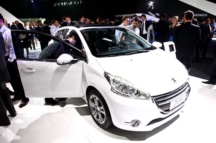 Peugeot 208 Blanche - Salon de Sao Paulo 2012 - 1-023