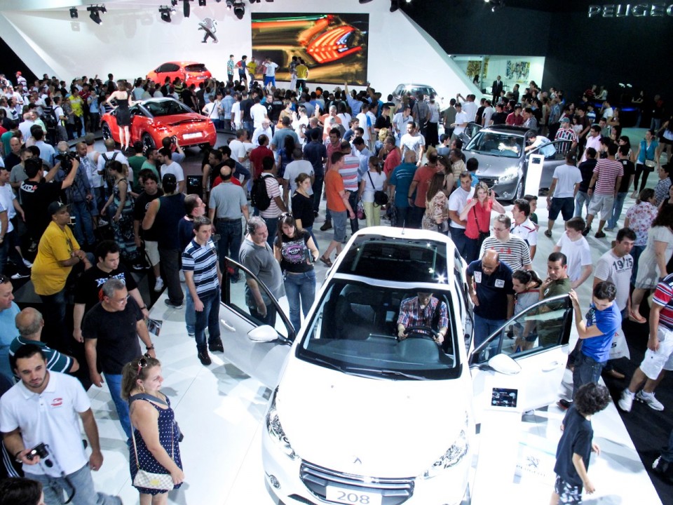 Stand Peugeot 208 - Salon de Sao Paulo 2012 - 1-025