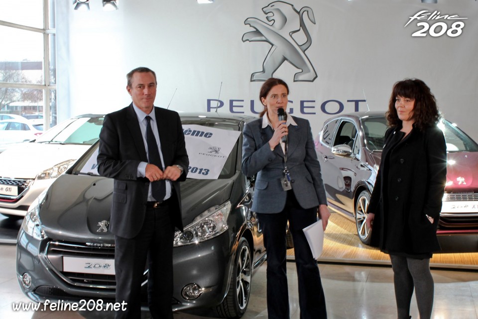 Remise des clés de la 300 000 ème Peugeot 208 à Poissy - 003