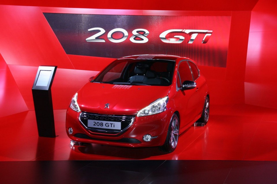 Peugeot 208 GTi - Salon de Genève 2013 - 1-001