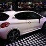 Peugeot 208 GTi Blanc Banquise - Salon de Genève 2013 - 1-005