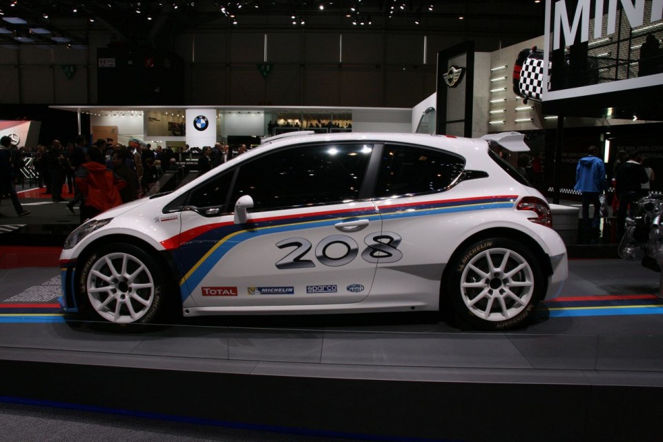 Profil Peugeot 208 T16 - Salon de Genève 2013 - 1-003