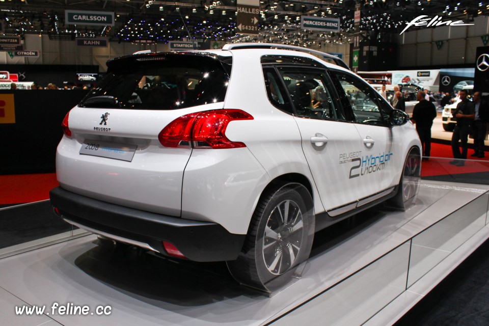 Photo Peugeot 2008 HYbrid Air Concept - Salon de Genève 2014