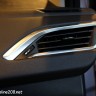 Aérateur latéral chrome satin Peugeot 208 Féline Blossom Grey chez Peugeot Avenue - Mars 2012 - 031