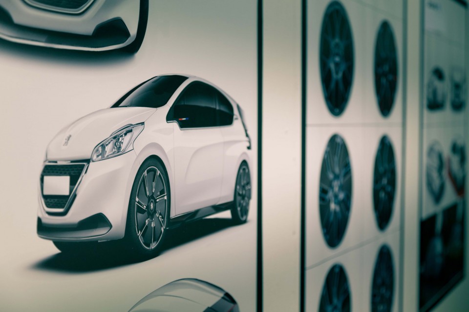 Conception Peugeot 208 HYbrid FE - 4-006