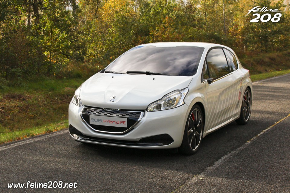 Photo essai Peugeot 208 HYbrid FE - Essais à Mortefontaine - Octobre 2013 - 1-021